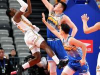 开云足球直播-新疆男篮重回巅峰,痛击对手连胜三场